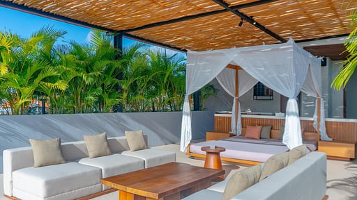 Narawangsa - Villa Chandra Dachterrassen-Lounge