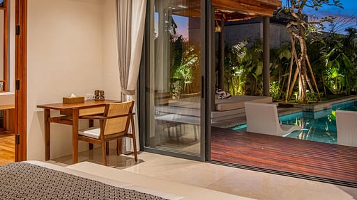 Narawangsa - Villa Chandra Schlafzimmer 1