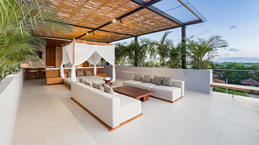 Narawangsa - Villa Kirana Rooftop lounge