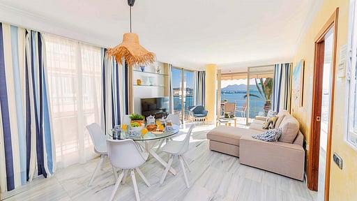 Natalia Beach Dining area