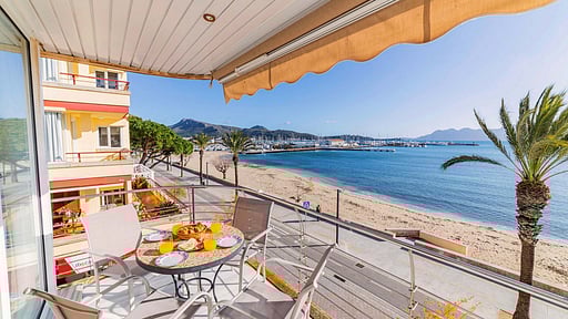 Natalia Beach Terrace/Veranda