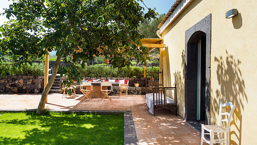 Villa Nerello Mascalese Dining area