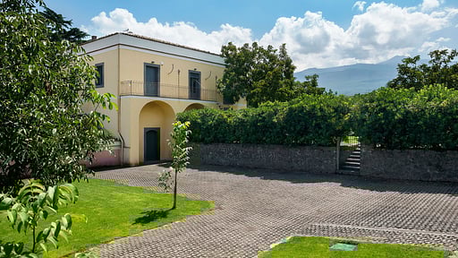 Villa Nerello Mascalese Garden