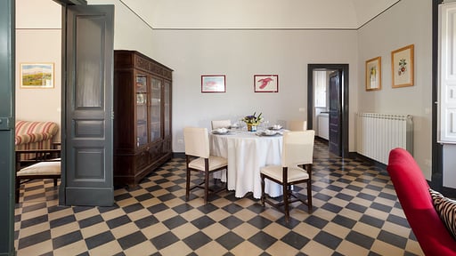 Villa Nerello Mascalese Dining area