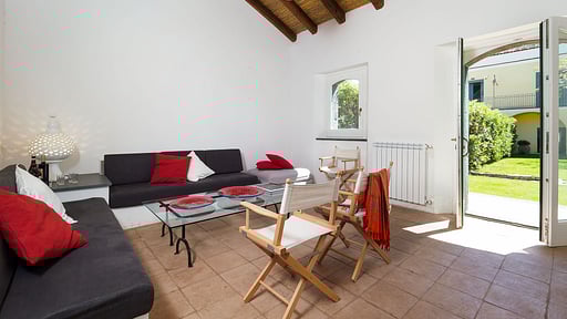 Villa Nerello Mascalese Living room 1