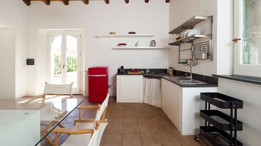 Villa Nerello Mascalese Kitchen