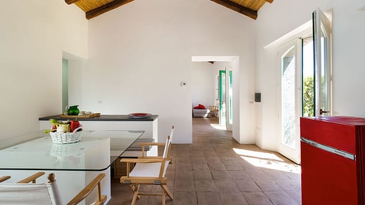 Villa Nerello Mascalese Kitchen