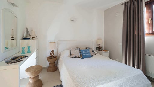 Villa Nettuno Bedroom 2