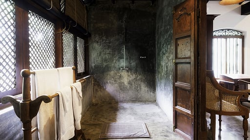 Nisala Arana Dormitorio 6