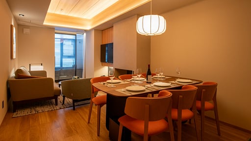 Niseko Kyo Three Bedroom Residence Dining area