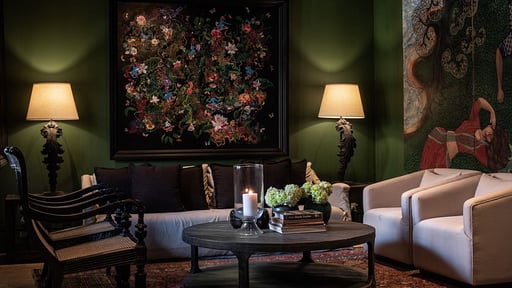 No. 77 Leyn Baan Living room