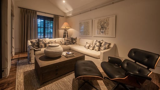 No. 77 Leyn Baan Media room