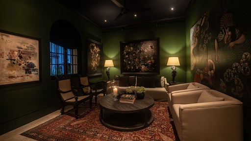 No. 77 Leyn Baan Living room