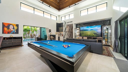 Noi's Villa Бильярд