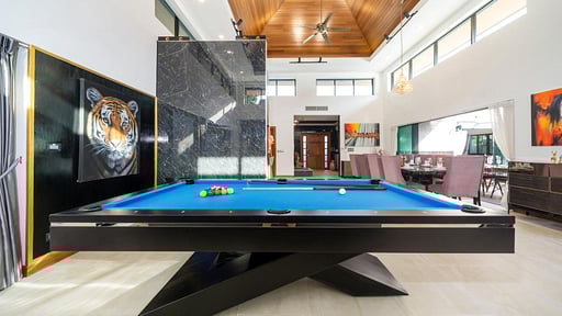 Noi's Villa Бильярд