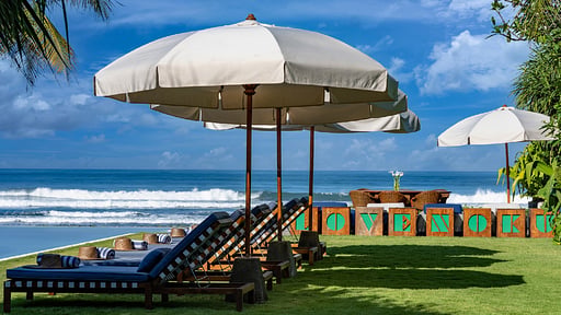 Noku Beach House Swimming pool