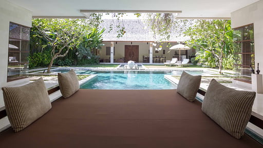 Nyaman Villa 8 Swimming pool 1