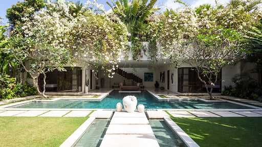 Nyaman Villa 8 Swimming pool 1