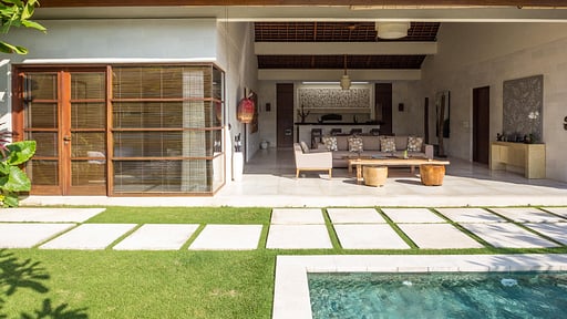 Nyaman Villa 8 Swimming pool 2