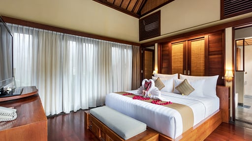 Nyuh Bali Villas Honeymoon Suite Bedroom 1