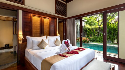 Nyuh Bali Villas Honeymoon Suite Bedroom 1