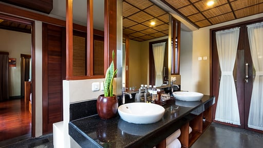 Nyuh Bali Villas Honeymoon Suite Bedroom 1