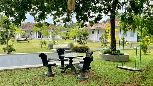 Oak Tree Villa Garden