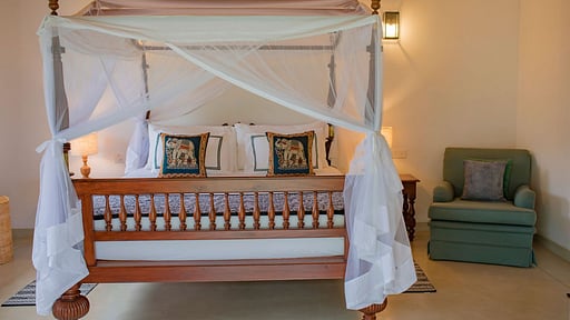 Oak Tree Villa Bedroom 4