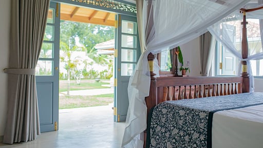 Oak Tree Villa Bedroom 4