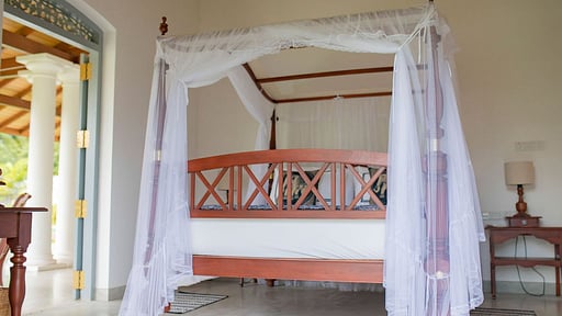 Oak Tree Villa Bedroom 2