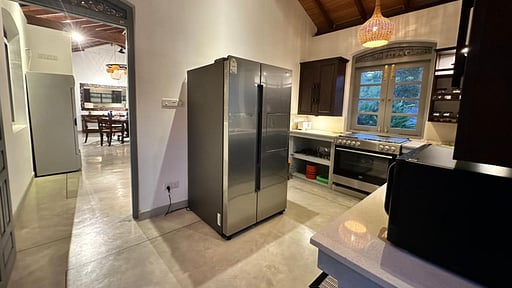 Oak Tree Villa Kitchen