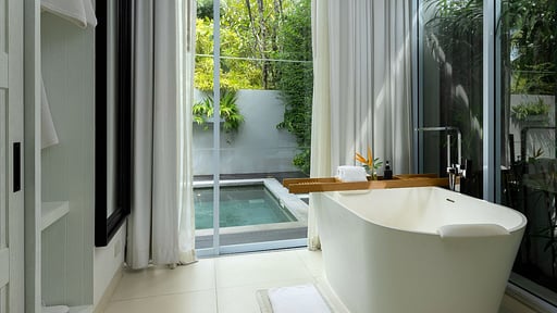 Oasis Pool Villa Bedroom 