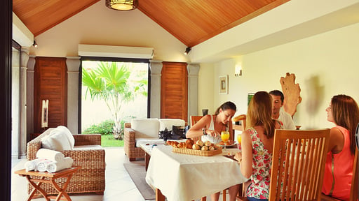 Oasis Villa 3 Dining area