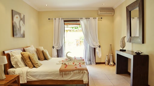 Oasis Villa 3 Bedroom 1