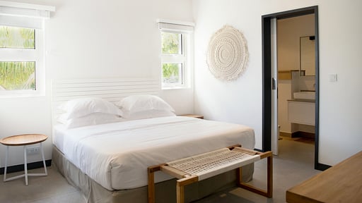 O'biches Beachfront Apartment Schlafzimmer 1