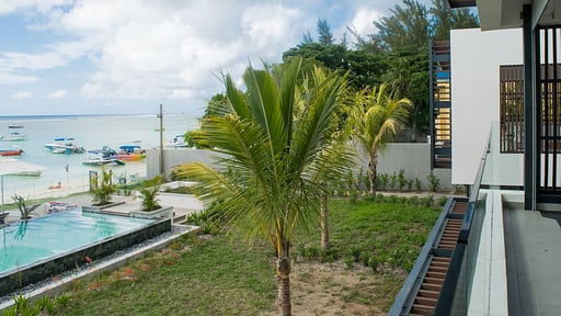 O'biches Beachfront Apartment Andere