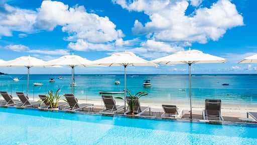O'biches Beachfront Apartment Schwimmbad