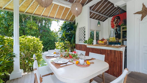 Ocean Luxury Villa 2 Dining area