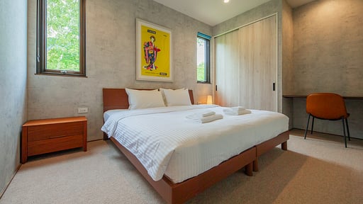 Off Piste Chalet Bedroom 2