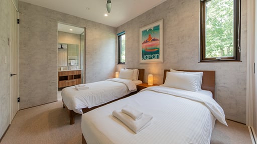 Off Piste Chalet Bedroom 3