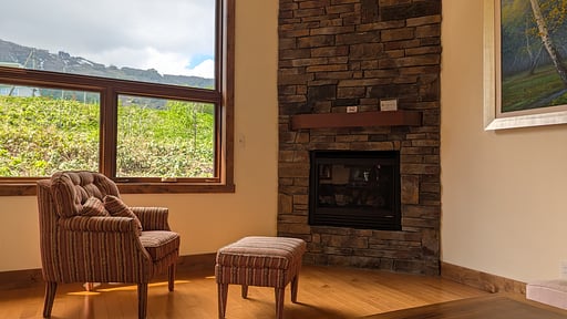 Old Man Creek A Living room