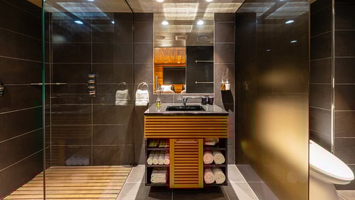 One Happo Chalet Others