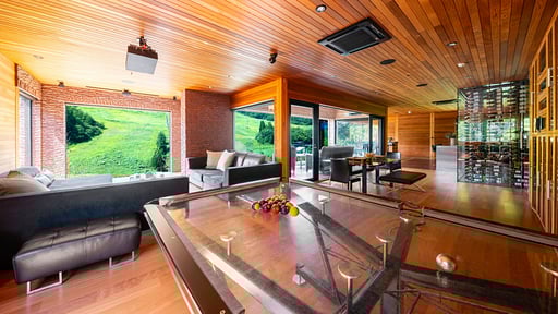 One Happo Chalet Billiard