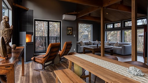 Oradoro House Dining area