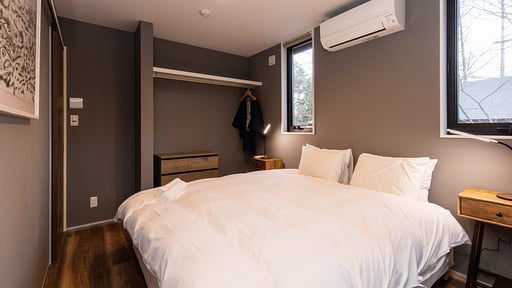 Oradoro House Bedroom 1