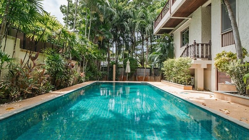 Orchid Villa Swimming pool