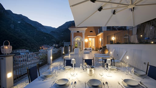 Palazzo Della Storia Dining area