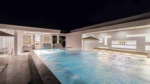 Palm Villa Zwembad 2