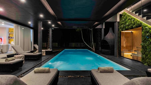 Palm Villa Zwembad 1