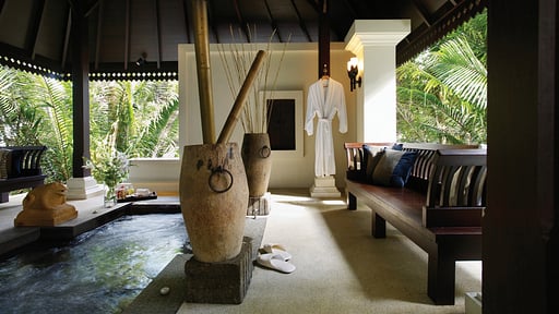 Pangkor Laut Estate Five Jacuzzi